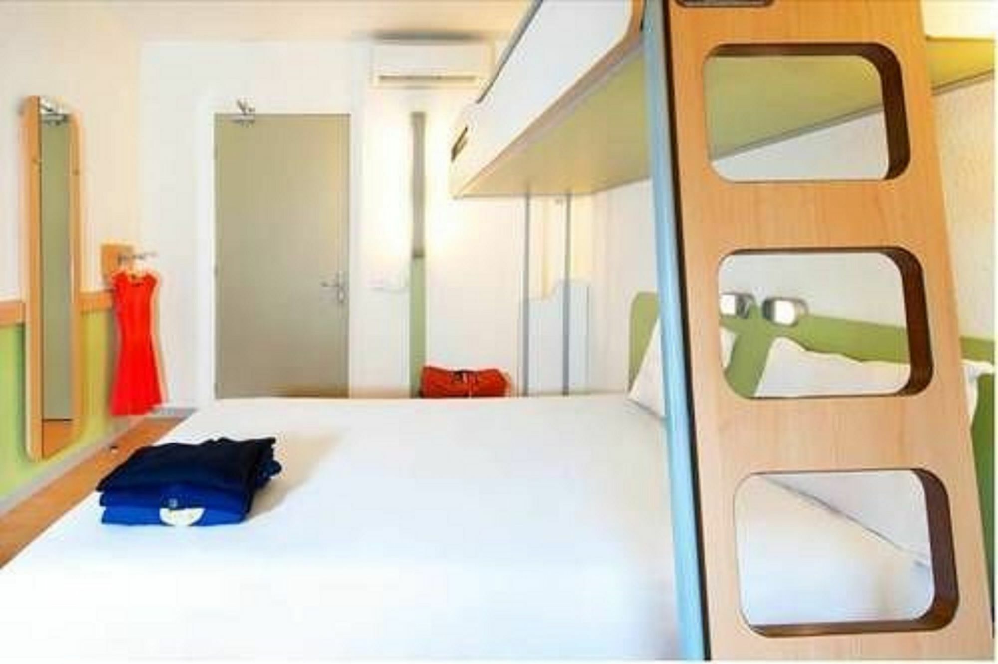 Готель Ibis Budget Paris Porte De Bercy Шарантон-ле-Пон Екстер'єр фото